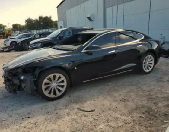 Tesla Model S 2018 Тбилиси