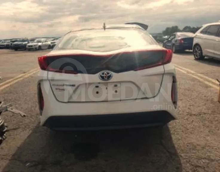 Toyota Camry 1.8L 2018 Тбилиси - изображение 5