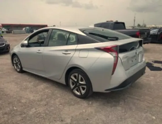 Toyota Prius 2018 თბილისი