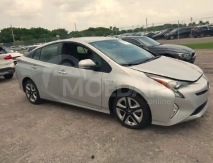 Toyota Prius 1.8L 2018 Тбилиси - изображение 1