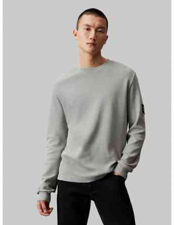 CALVIN KLEIN - WASHED BADGE WAFFLE LS TEE Tbilisi