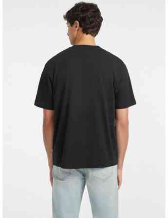 GUESS - GJ SS CN OS LOGO EMB TEE Tbilisi