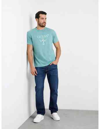 GUESS - SS CN TREATED TRIANGLE TEE Tbilisi