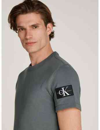 CALVIN KLEIN - BADGE WAFFLE TEE Tbilisi