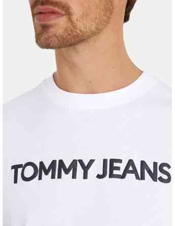 Tommy Jeans - TJM REG GD NEW CLASSIC L TEE Tbilisi
