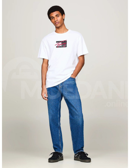 Tommy Jeans - TJM REG STREET SIG FLAG TEE EXT Тбилиси - изображение 3