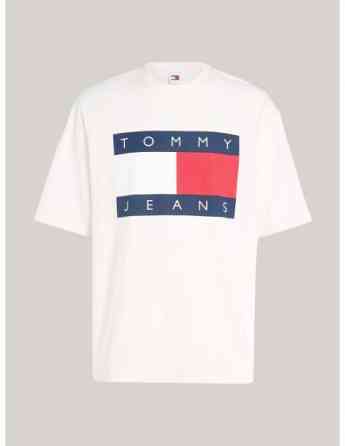 Tommy Jeans - TJM OVZ BIG FLAG TEE EXT Tbilisi