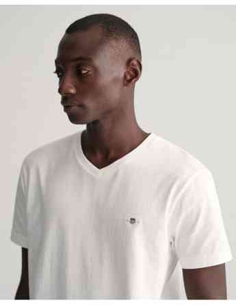 Gant - SLIM SHIELD V-NECK T-SHIRT Tbilisi