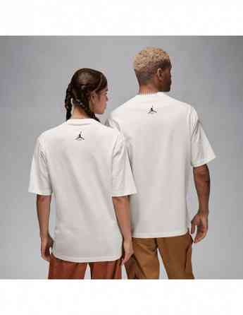 NIKE - M J FLT HRTG 85 NB SS CREW თბილისი