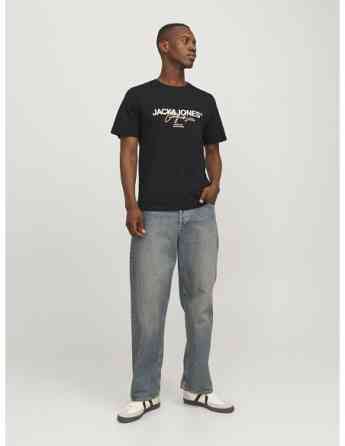 Jack & Jones - JORARUBA BRANDING TEE SS CREW NECK Tbilisi