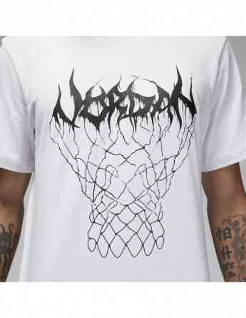 NIKE - M J SPRT SS DF GFX CREW Tbilisi