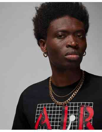 NIKE - M J BRAND JM STACK SS CREW Tbilisi