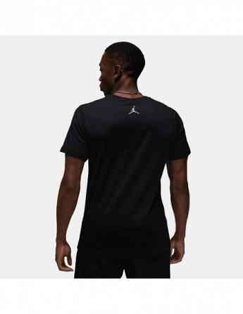 NIKE - M J SPRT SS DF GFX CREW Tbilisi