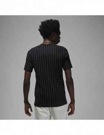 NIKE - M J FLT MVP AOP SS CREW Tbilisi