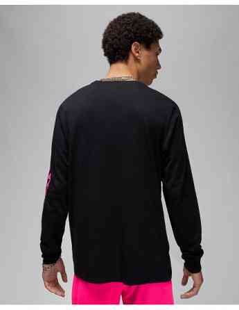 NIKE - M J SPRT LS DF GFX CREW Tbilisi