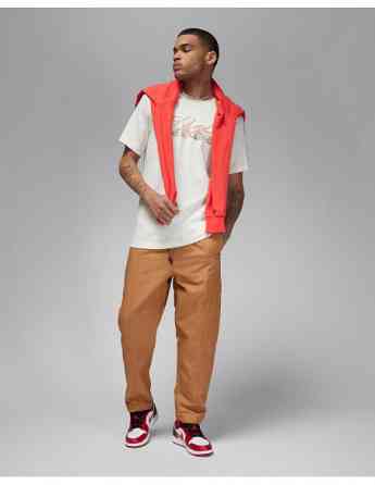 NIKE - M J FLT ESS RINGS SS CREW Tbilisi