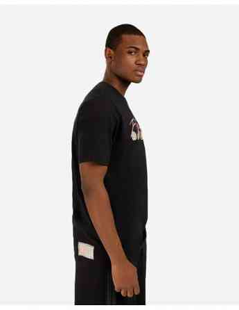 NIKE - M J FLT ESS RINGS SS CREW Tbilisi