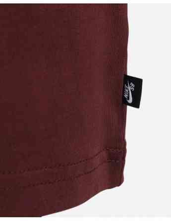 NIKE - M NK SB TEE LOGO HBR Tbilisi