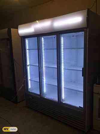 კლიმასანის სამკარიანი ვიტრინა თბილისი