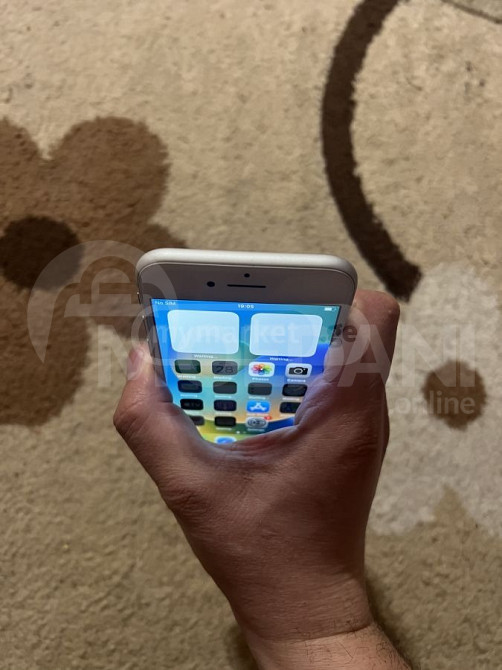 iphone 8 silver Tbilisi - photo 3