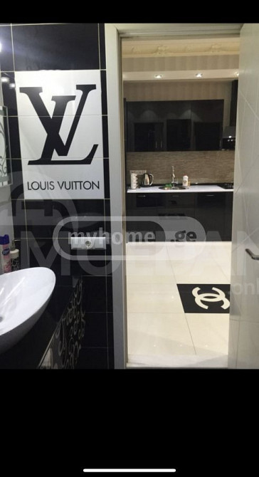 ქირავდება 2 ოთახიანი ბინა 70მ² 4/5 სართ თბილისი - photo 5