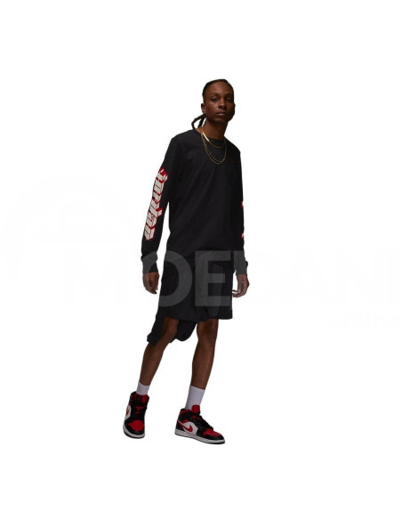 NIKE - M J BRAND LS GFX CREW Tbilisi - photo 1