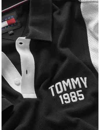 Tommy Jeans - TJM REG VARSITY SPORT POLO თბილისი