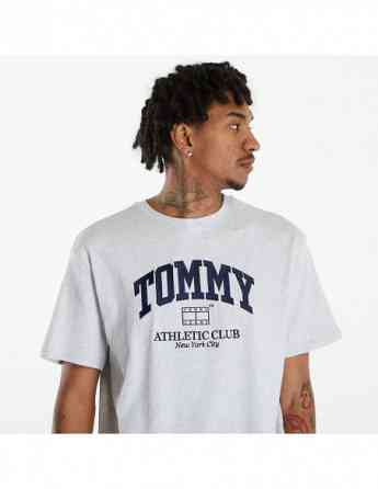Tommy Jeans - TJM REG ATHLETIC CLUB TEE თბილისი