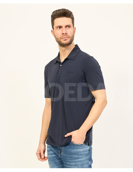 GUESS თბილისი - photo 1