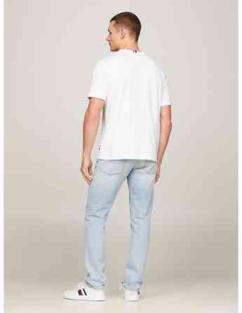 Tommy Hilfiger - HILFIGER TRACK GRAPHIC TEE Тбилиси