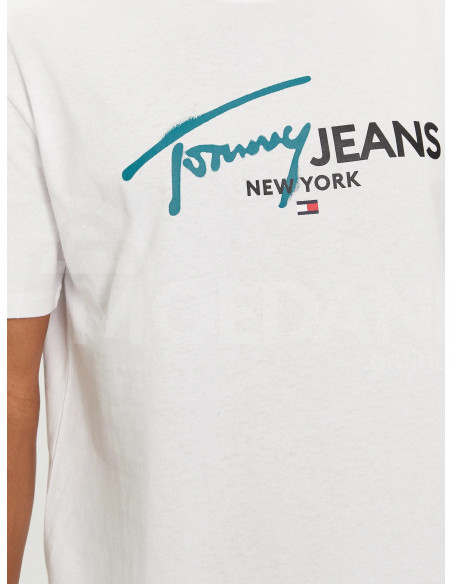 Tommy Jeans - TJM REG SPRAY POP COLOR TEE EXT Тбилиси - изображение 4