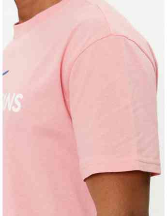 Tommy Jeans - TJM REG SPRAY POP COLOR TEE EXT Тбилиси