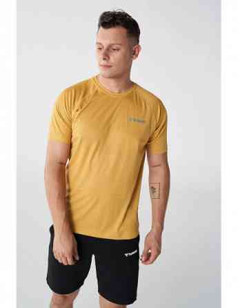 HUMMEL - HMLTORO T-SHIRT S/S Tbilisi