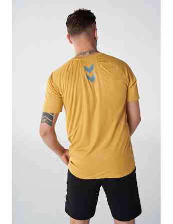 HUMMEL - HMLTORO T-SHIRT S/S Tbilisi