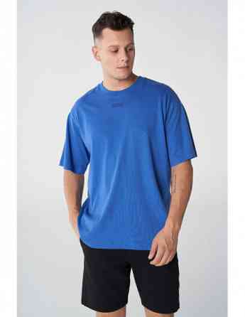 HUMMEL - JAVON OVERSIZE SHORT SLEEVE T-SHIRT Tbilisi