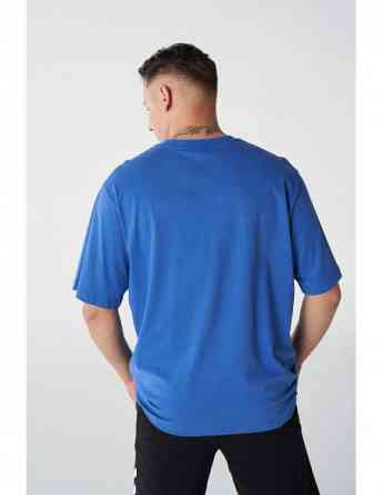 HUMMEL - JAVON OVERSIZE SHORT SLEEVE T-SHIRT Tbilisi