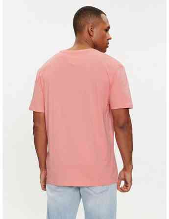 Tommy Jeans - TJM REG LINEAR LOGO TEE EXT Тбилиси