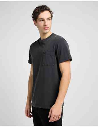 Lee - RELAXED POCKET TEE Tbilisi