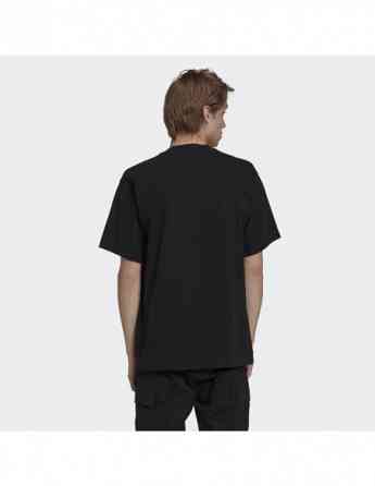 Adidas - A CLASSIC ADIDAS T-SHIRT MADE WITH NATURE Tbilisi
