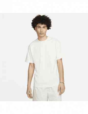 NIKE - M NSW PREM ESSNTL SUST TEE Tbilisi