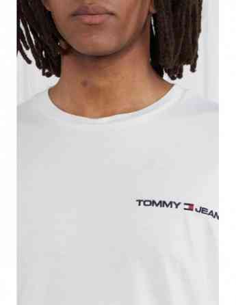 Tommy Jeans - TJM CLSC LINEAR CHEST L/S TEE Tbilisi