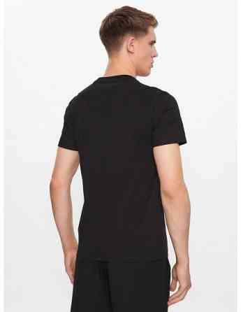 GUESS - CN SS ORIGINAL LOGO TEE Tbilisi