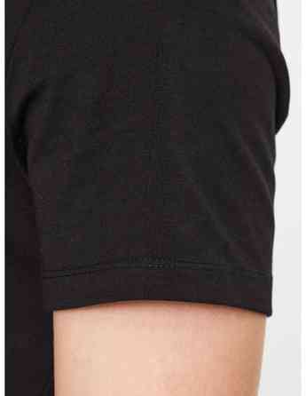 GUESS - CN SS ORIGINAL LOGO TEE Tbilisi