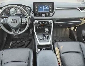 Toyota RAV4 2021 თბილისი