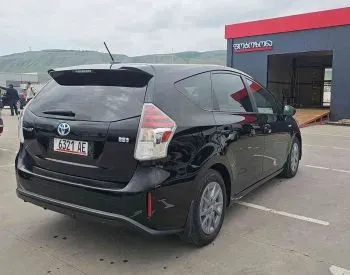 Toyota Prius 2017 Tbilisi