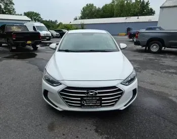 Hyundai Elantra 2017 თბილისი