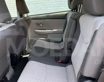 Toyota Prius V 1.8L 2017 Тбилиси - изображение 4