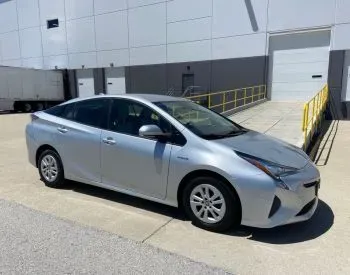 Toyota Prius 2017 თბილისი