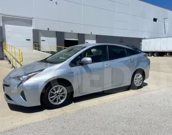 Toyota Prius 1.8L 2017 Tbilisi - photo 4