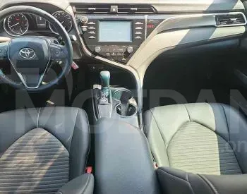 Toyota Camry 2.5L 2018 Тбилиси - изображение 6